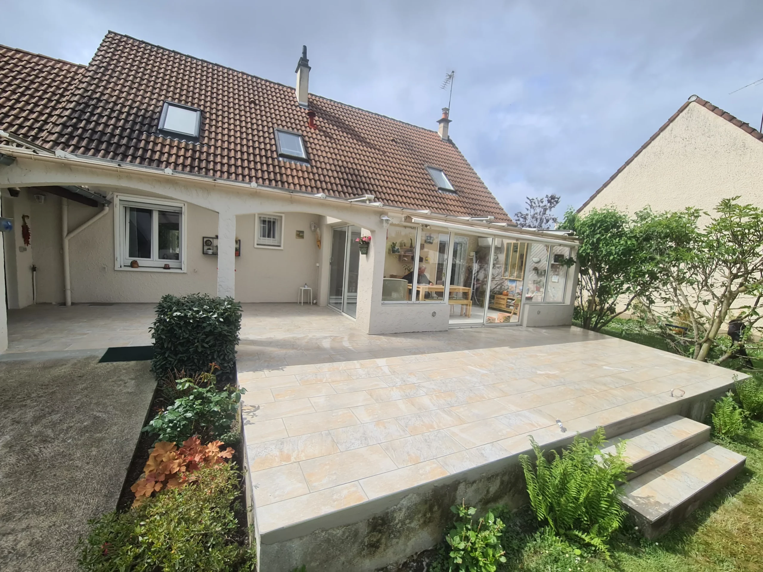Entreprise spécialisée dans la pose de carrelage extérieur pour terrasse à Gannat