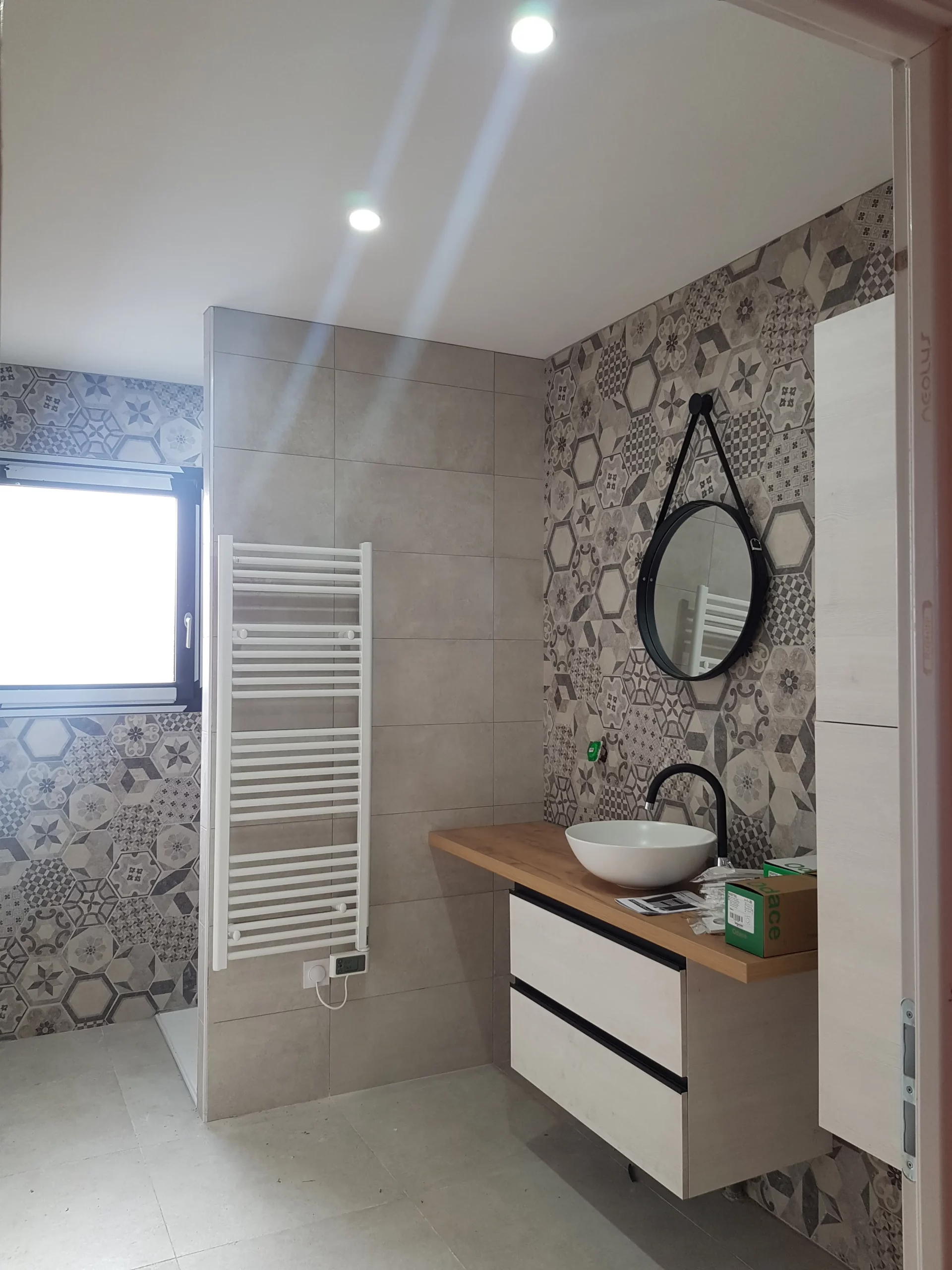Entreprise spécialisée dans la pose de carrelage pour salle de bain à Saint Pourçain sur Sioule