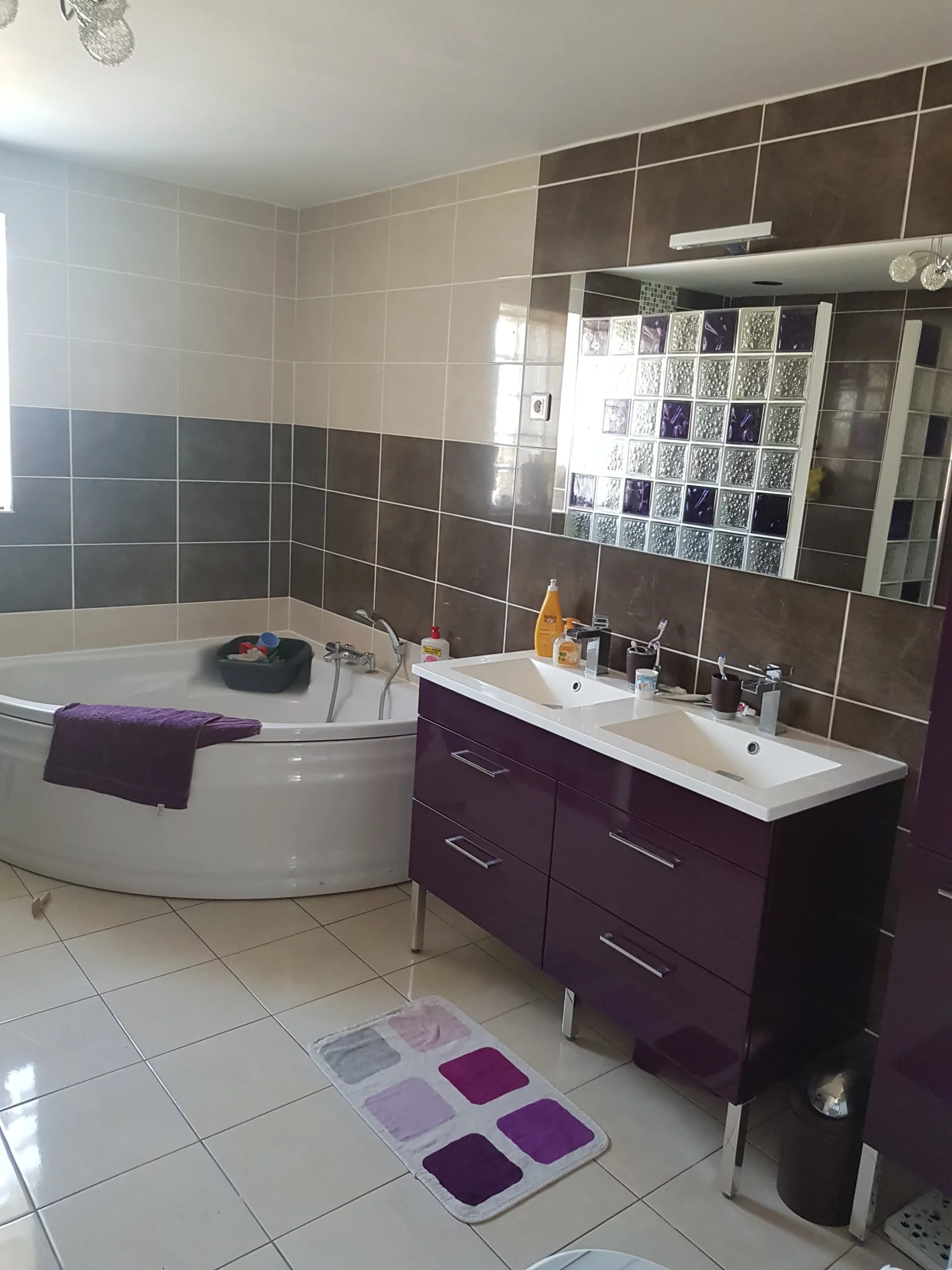 Entreprise spécialisée dans la pose de carrelage pour salle de bain à Varenne sur Allier