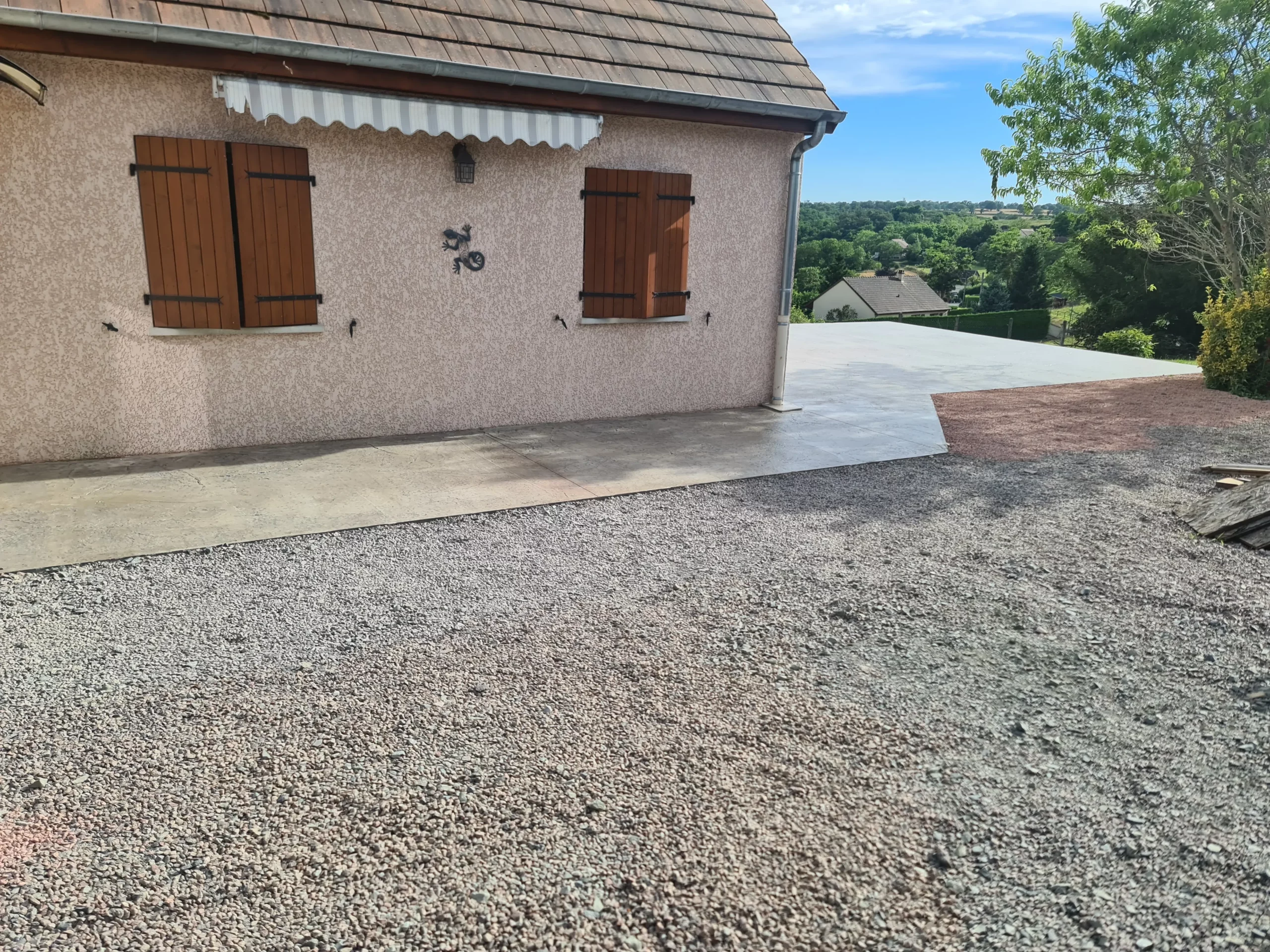 Entreprise spécialisée en dallage de terrasse à Gannat